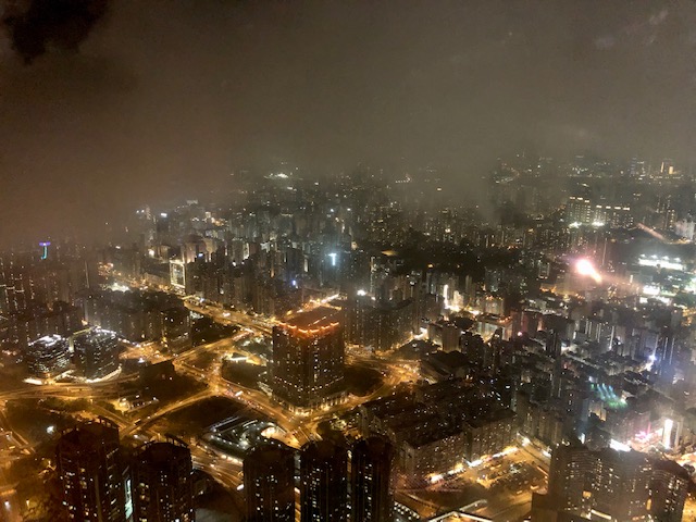 リッツカールトン香港のクラブラウンジの夜景