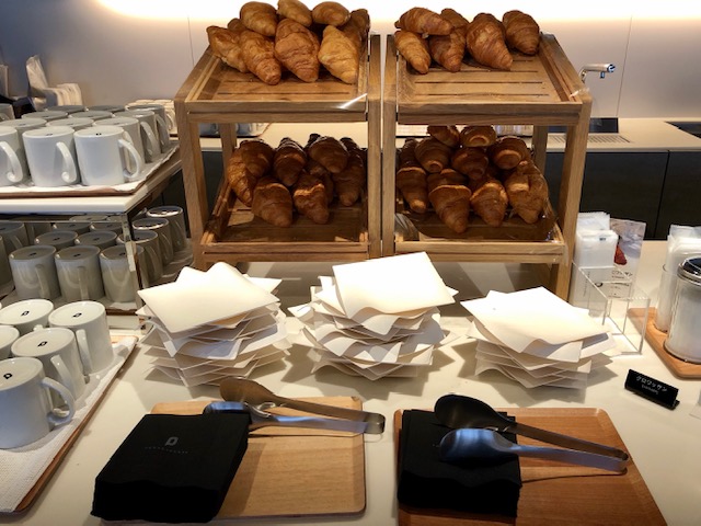 羽田国内線空港 POWER LOUNGE