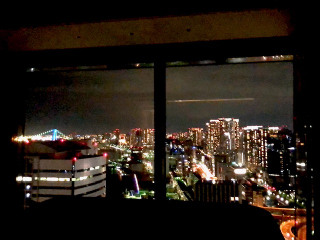 メズム東京の夜景
