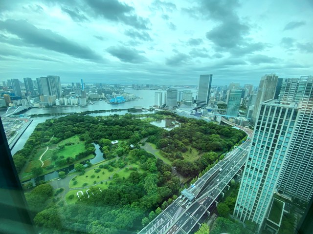 コンラッド東京の客室ベイビュー