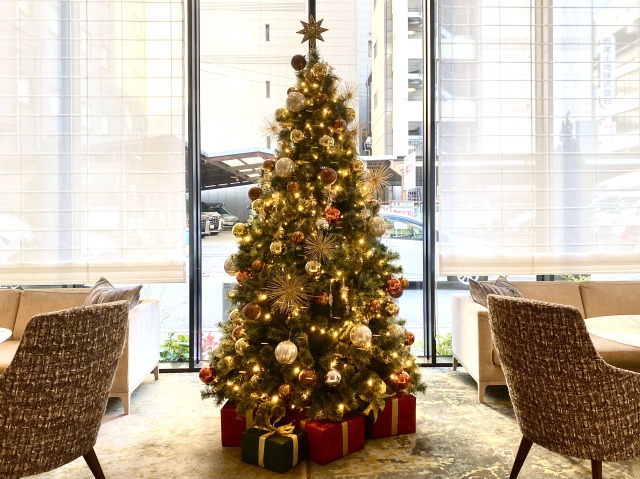 コートヤード大阪本町クリスマスツリー