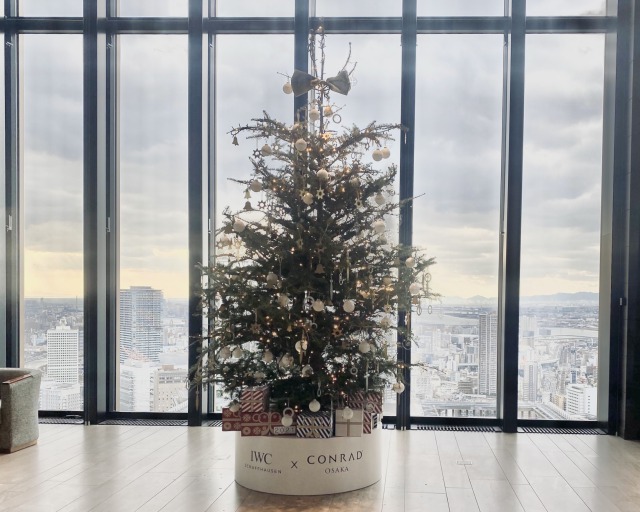 コンラッド大阪クリスマスツリー