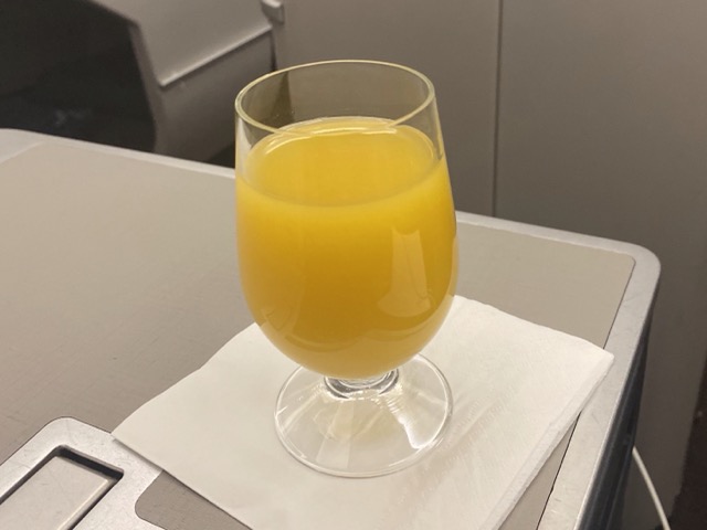 マレーシア航空ビジネスクラスウェルカムドリンク