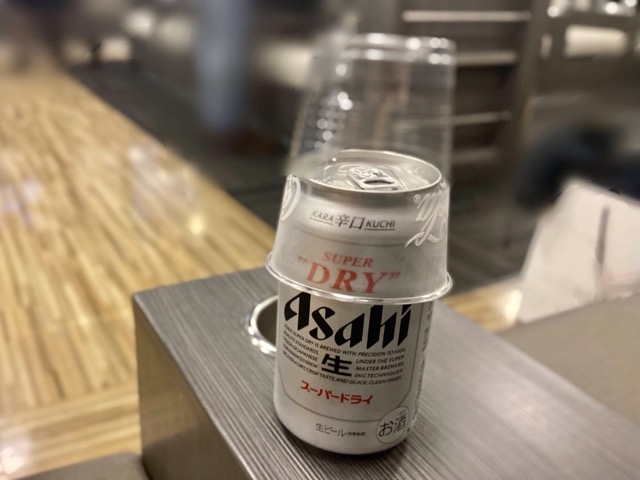 成田空港カードラウンジ　ビール
