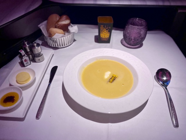 カタール航空ビジネスクラス機内食