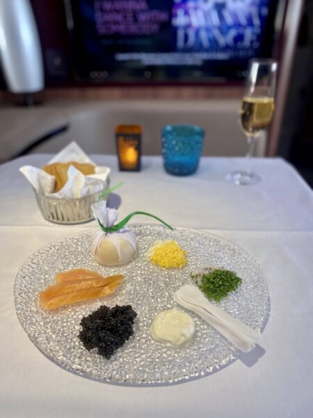 カタール航空ファーストクラス機内食