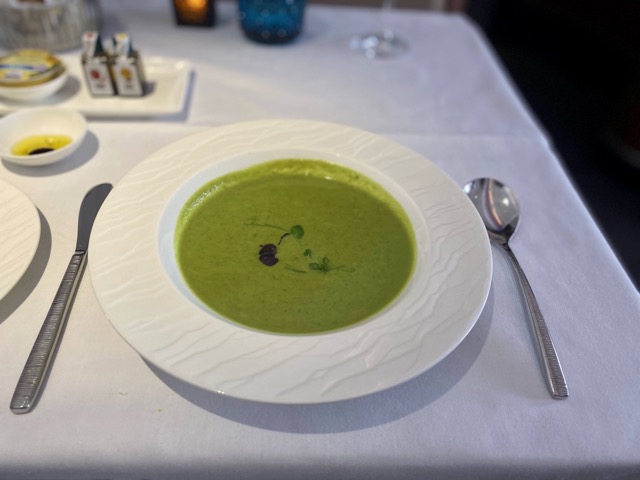 カタール航空ファーストクラス機内食