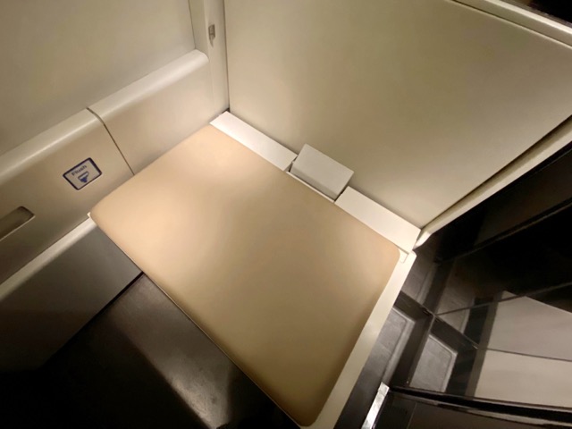シンガポール航空ファーストクラスのおトイレ