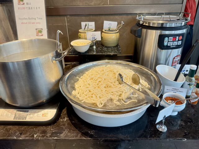 東京マリオットホテル朝食ブッフェ うどん