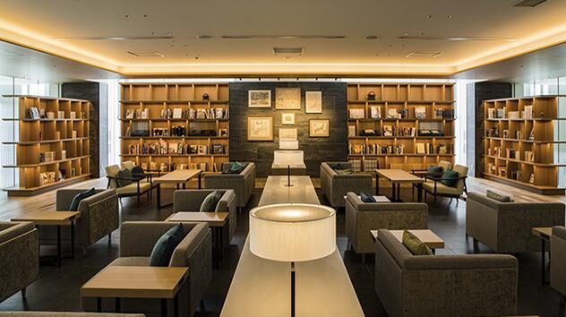 新千歳空港Cafe Sky Library